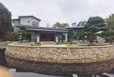 Qi Ming Xing Hot Spring Hotel Отели рядом с достопримечательностью «Luofu Mountain»