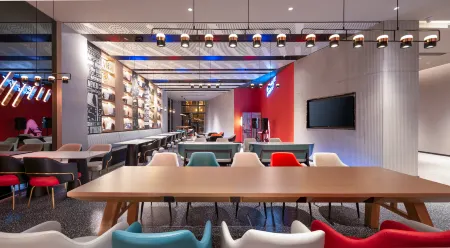 Ibis Hotel (Tianjin Railway Station Jinwan Plaza)