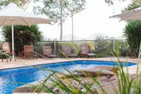 Majestic Oasis Apartments - piscina