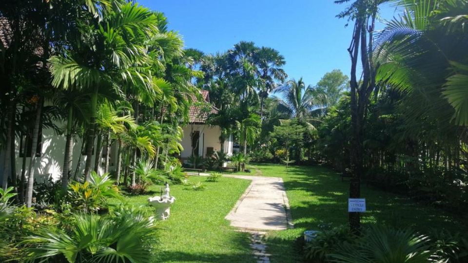Villa Thakhek