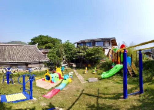 花奢·1949設計師親子度假型智能民宿（南靖雲水謠水車店）