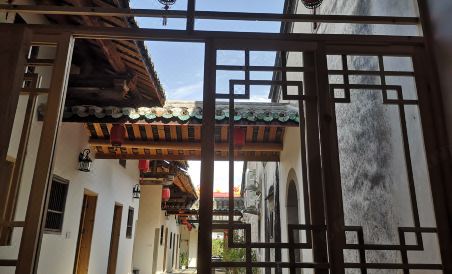Lan xuan xiao zhu min su - Housity
