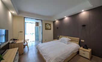 Changxing Pioneer Park Hotel