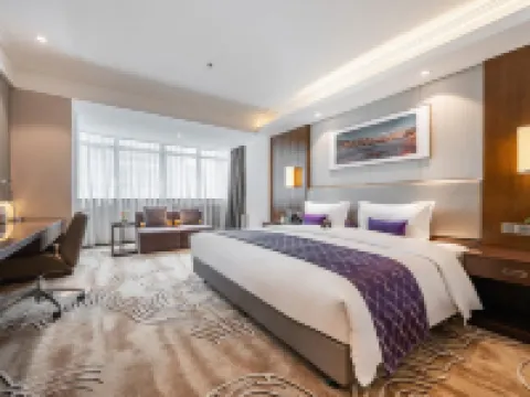 Gansu Soluxe Grand Hotel (Zhangyelou Pedestrian Street Zhongshan Bridge) Hotels near Zhangye Road Commercial Street