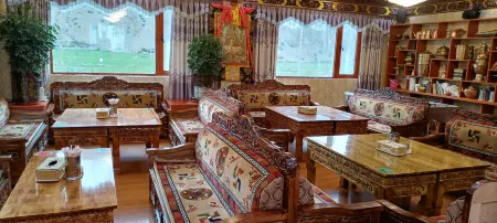 Zhufeng Niutou Hotel Отели рядом с достопримечательностью «Rongbuk Monastery»