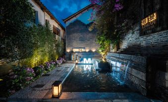Liman Hotel (Lijiang Wuxuanjing Private Garden) - Housity