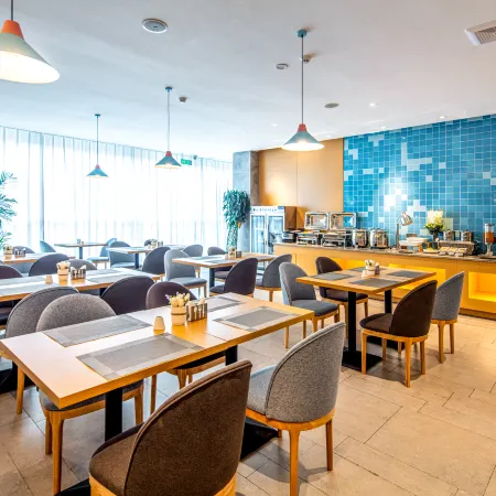 Homeinn · neo (Changzhi Huguan Gucheng Road Commercial Street)