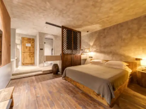 花築·西安升閒藝術民宿（西安鐘樓地鐵站回民街店）