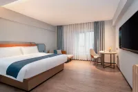 ECHARM Hotel (Maoming Guanshan Third Road) Hotels near Lijing Shopping Center (Renmin Middle Road)