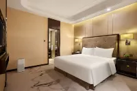 Minshan Hotel Hotels near Yueliangquan Park