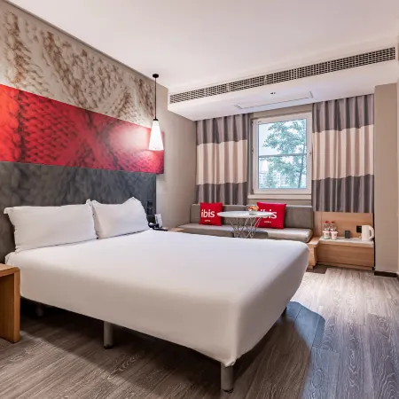 Ibis Hotel (Ya'an Langqiao)