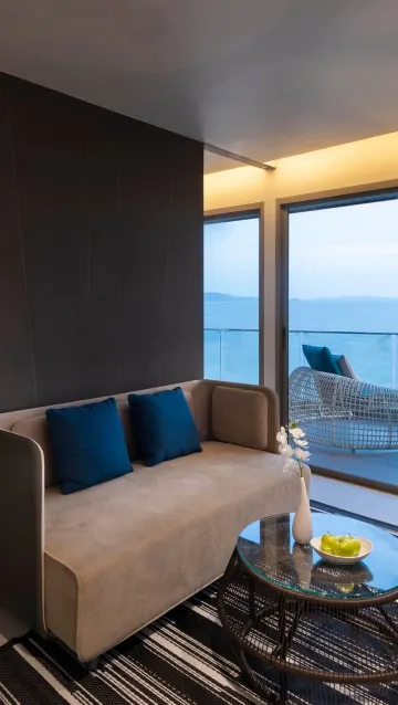 ห้องสวีท วิวทะเล (24 Hours Use of Room)