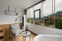 Xijiang Qianhu Miao Village Mijian Mountain Homestay