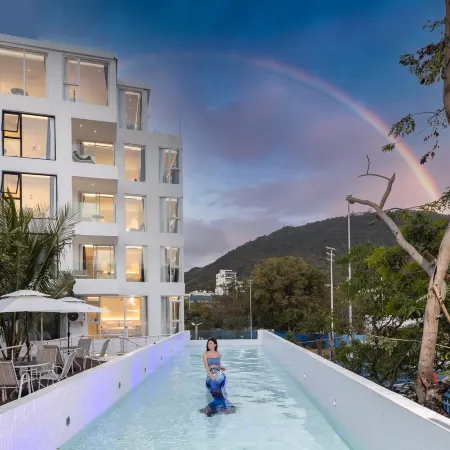 Sanya Xingye sea view design B & B