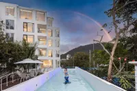 Sanya Xingye sea view design B & B Hotels near Yazhou Ancient City