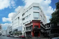 Muchen · Yanglan Smart Art Hotel (Shaoxing City Square Subway Station Lu Xun's Hometown)