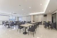 XIYA Hotel (Wenling Jiulong Lake Branch)