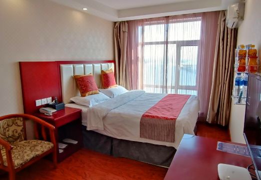 2. 신산허 호텔 (..