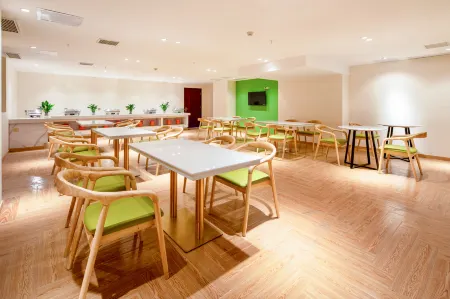 DAWULI HOTEL Отели рядом с достопримечательностью «College of Chemical Engineering»