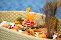 Calix Hotel - Bãi biển