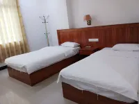 Yuhai Zhiyue Homestay (Hailing Island Dajiao Bay Scenic Area) - Inns