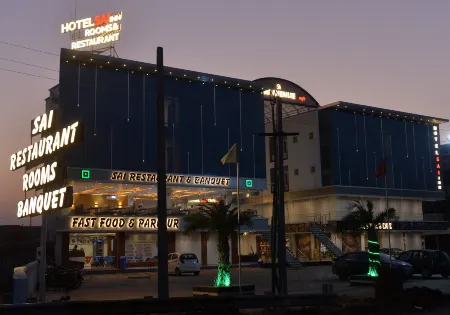 Hotel Sai Inn at Statue of Unity Отели рядом с достопримечательностью «Стейтью Оф Юнити»