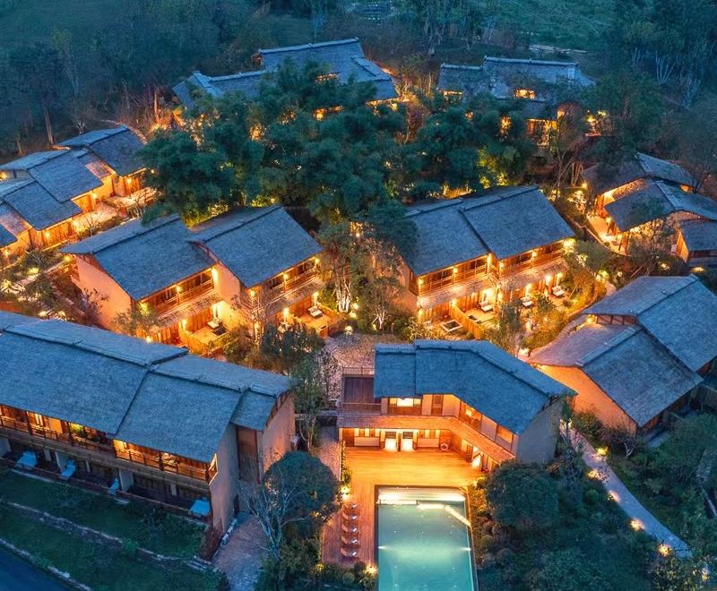 Galsang Heyue 숙소의 아름다운 마당