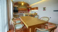 Qingyang Phoenix Yushe Hotel - 3-Star