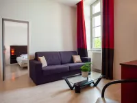 Vacancéole - le Duguesclin Hotels in Dinan