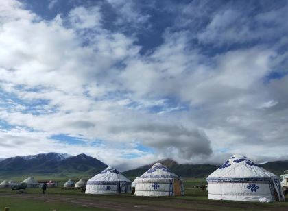 Hejing Donggui Grassland Home Scenic Park