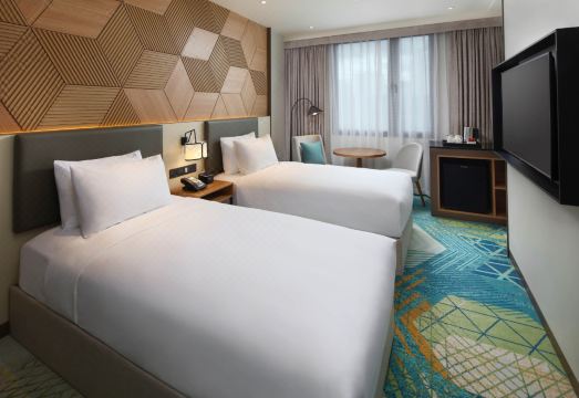 홀리데이 인 세부 시티 바이 IHG 건물