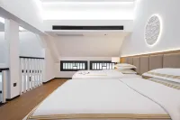 Xishuangbanna Jiviniham Hotel (Gaozhuang Xishuangjing Star Night Market)