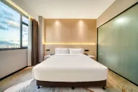 Yueqing Dragon Dream Hotel