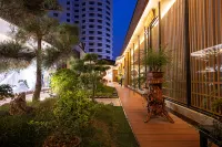 Yuebo Hotel Longmen High speed Railway Station Sports Center Store Hotel in zona Henan Massage Vocational Institute