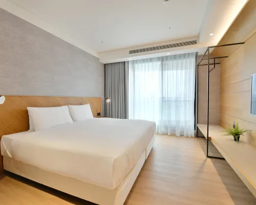 CHECK inn Select New Taipei Sanchong Waterfront Hotels near Luzhou District