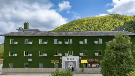 Yunlai Guesthouse Отели рядом с достопримечательностью «Taxia Scenic Spot, Tulou Nanjing Scenic Area»