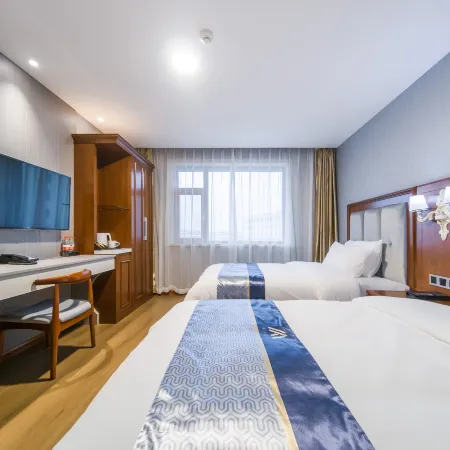 Aifeel Hotel (Baicheng Railway Station Pedestrian Street)