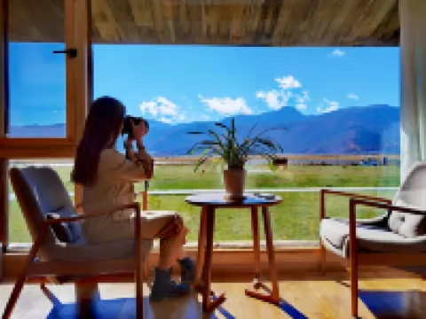 Shangri-La Skyland Tent Manor Hotels in Shangri-La