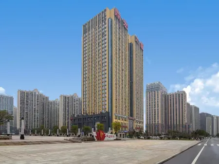 Webril E-sports Hotel Отели рядом с достопримечательностью «Maple Mountain Botanical Garden»