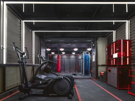 LIRIDE RED HOTEL Отели рядом с достопримечательностью «Southwest Forestry University Bailong Campus»