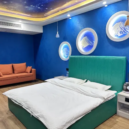 Golden Age Business Hotel