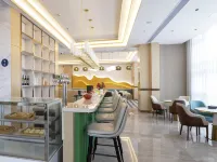 โรงแรมคัมปานีเล สาขา ว่านต๋า หลิงกุ้ย กุ้ยหลิน สนามบินสองแม่น้ำ - ที่มีบาร์