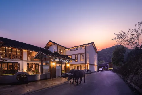 Fanjing Mountain Langyuan Xiyin Homestay - 3성급
