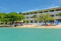 Sand and Tan Beach Hotel Hotels in Tower Isle