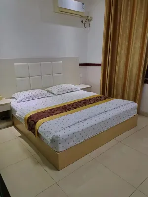 Zhongshan Elevator Apartment Hotels in Sanjiao Town, Minzhong Town