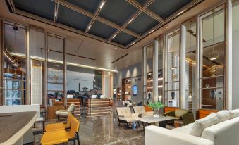 Foshan Chancheng Zhangcha Atour Hotel
