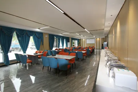 Pingrombe Jiaozi Hotel