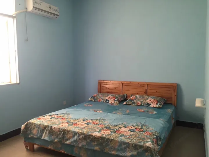 Utopia Youth Hostel