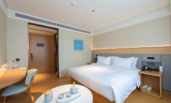 JI (Guangzhou Beijing Road Pedestrian Street Cangbian Road)