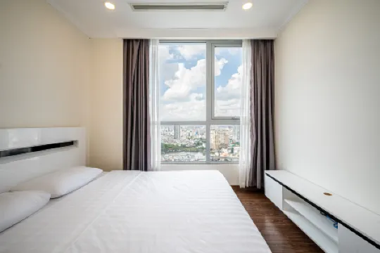 LANDMARK PLUS RESIDENCES LUXURY SUITES